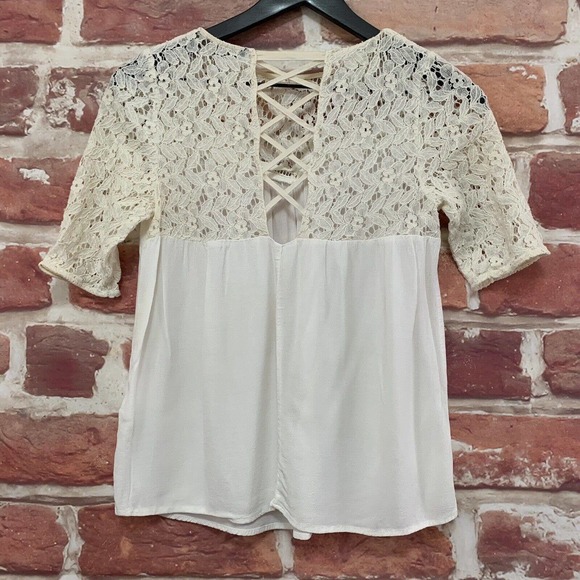 Zara Basic Top Women's XS Cream Floral Embroidered Lace Up Back Pullover Blouse - Picture 4 of 8